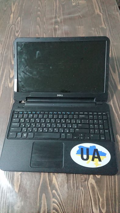 НОУТБУК DELL Inspiron 3521 на запчастини или под востановление