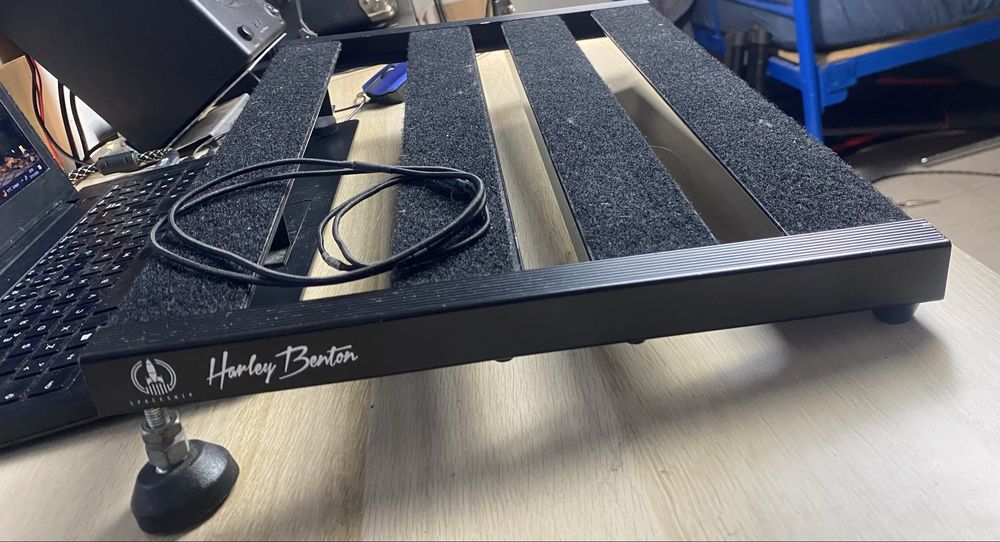 Harley Benton SpaceShip 40