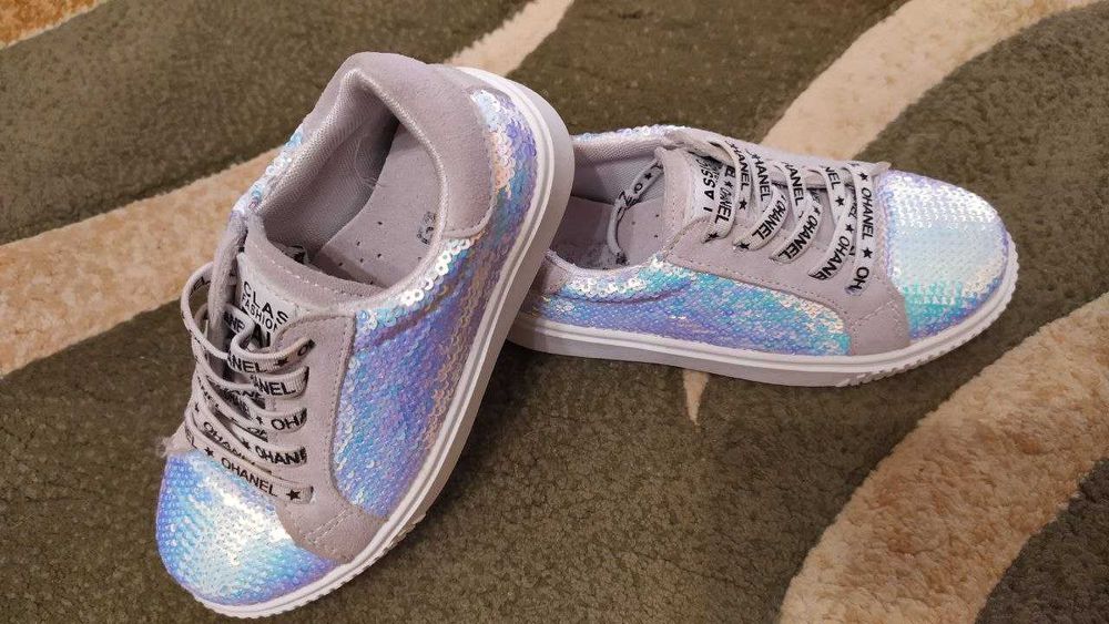 Кеды для девочки