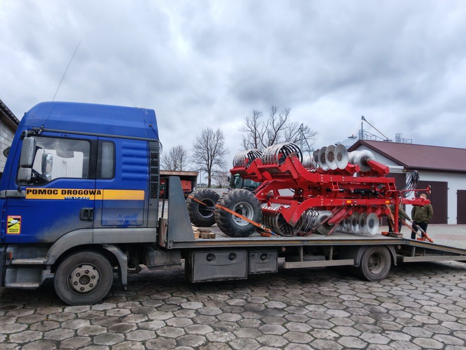 Laweta Transport Maszyn Pomoc Drogowa