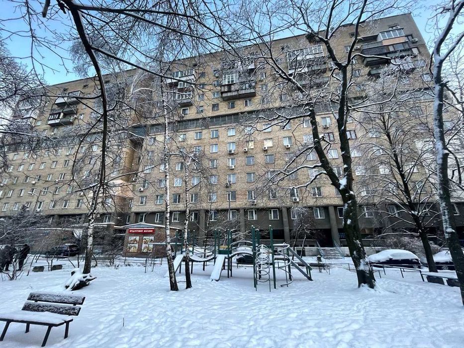 Просторная 2-ком квартира 59м2 (под ремонт) в 10 мин М Печерская