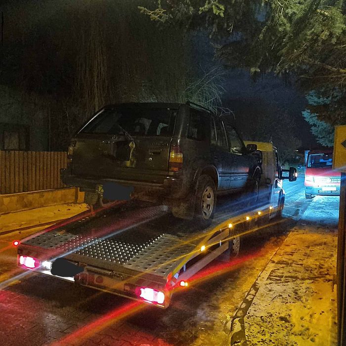 Pomoc drogowa laweta tanio 24h