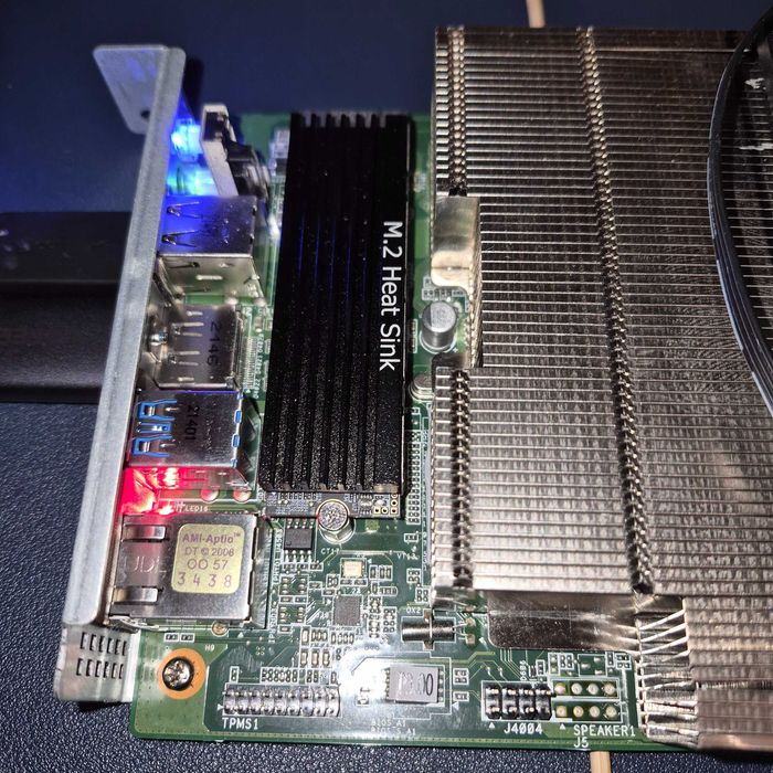 AMD BC-250 16GB GDDR6 - 8C/16T - Bazzite - SSD 250/500GB - готова система