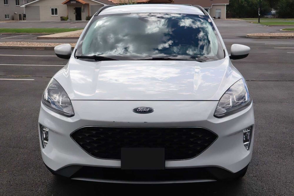 Ford Escape      2021