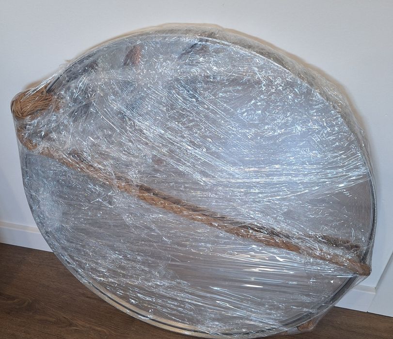 Espelho redondo em cinza