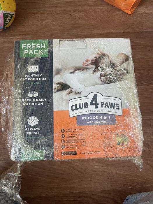 Корм клуб 4 лапи(4кг400грам)