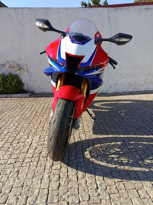 Honda CBR 1000 RR SP