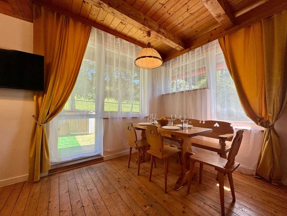 "Biała Chatka" w spokojnej okolicy/bez sąsiadów -120 zł/osoba