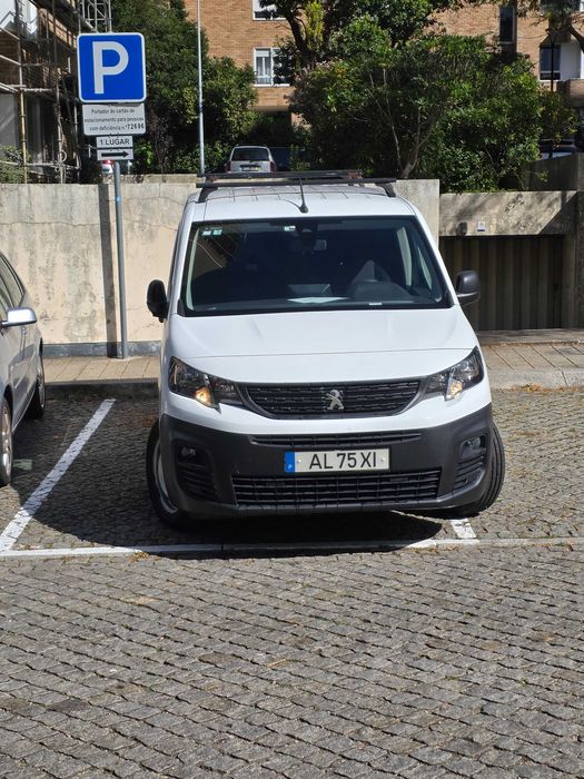Carrinha Peugeot Partner