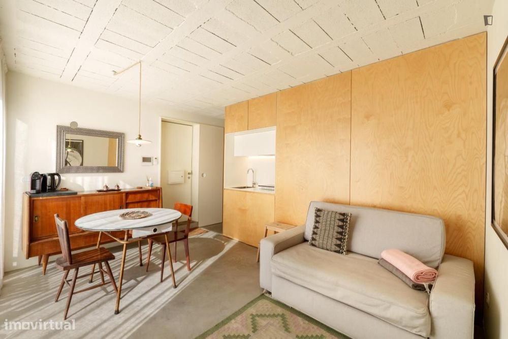 Apartamento com 1 quartos - localizado em Miragaia Porto