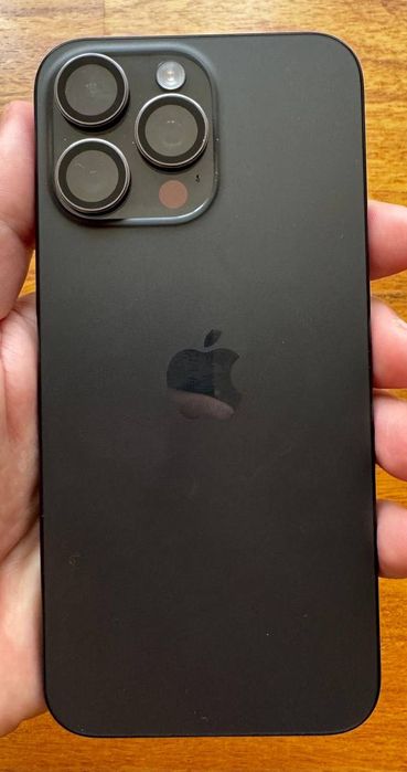 iPhone 15 pro max 1 T e-sim