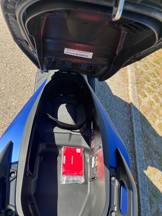 Vendo mota Honda Forza 350 de 2023