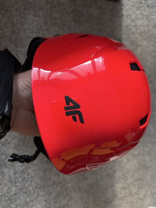 Sprzedam kask narciarski męski