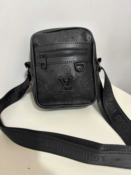 Listonoszki Torebki torebka louis vuitton listonoszka plecaczek OUTLET