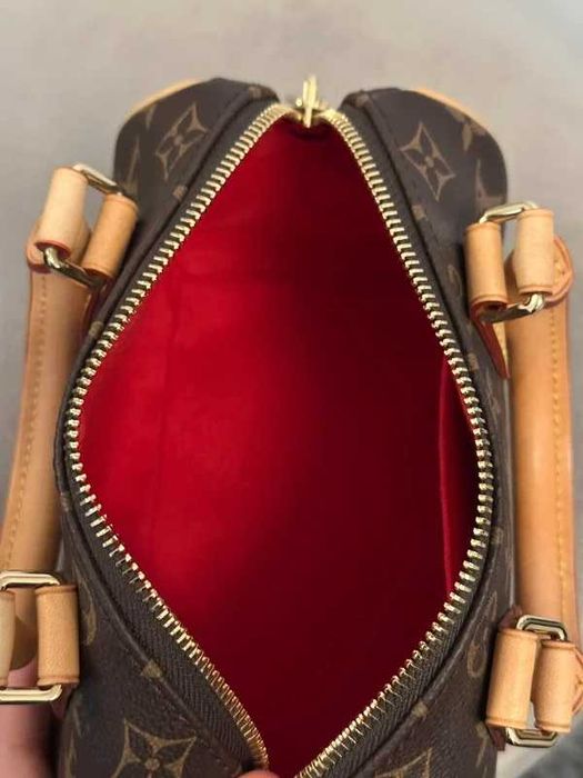 Louis Vuitton speedy 20