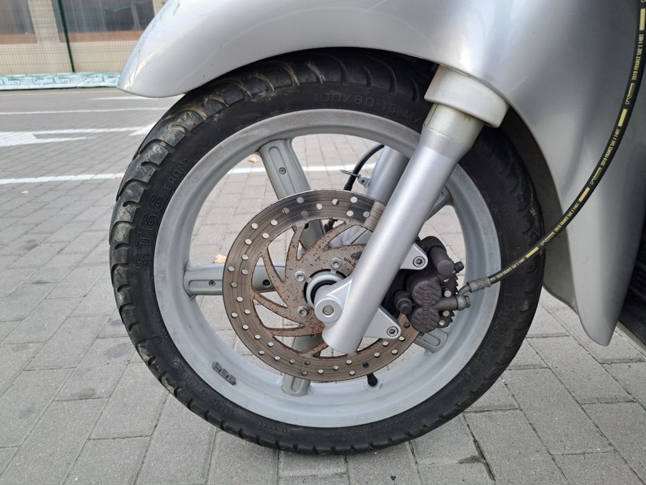 Апрілія скарабео 125