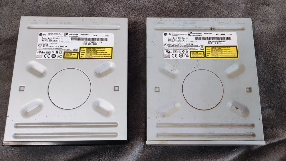 DVD - привід комп'ютера.