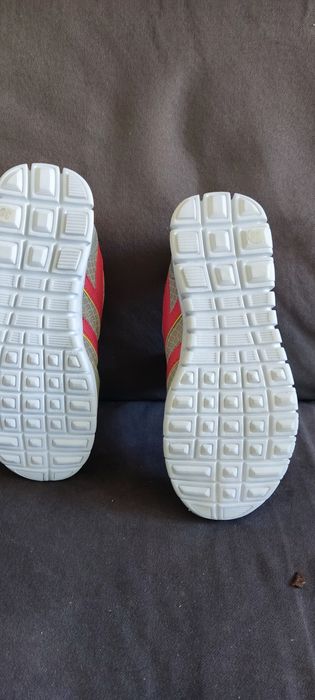 Buty sportowe r.36