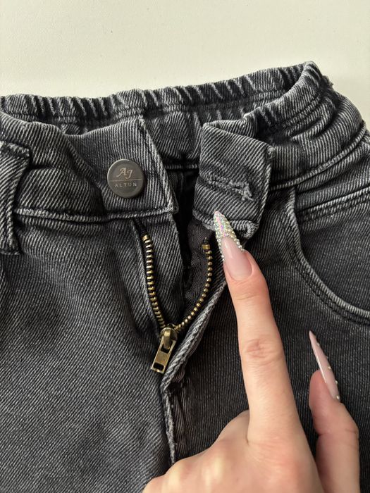 Чорні / сірі джинси 92р