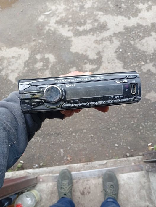 Продам автомагнітоли і колонки