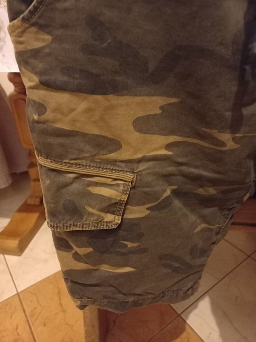Krótkie spodenki męskie Zara roz.38