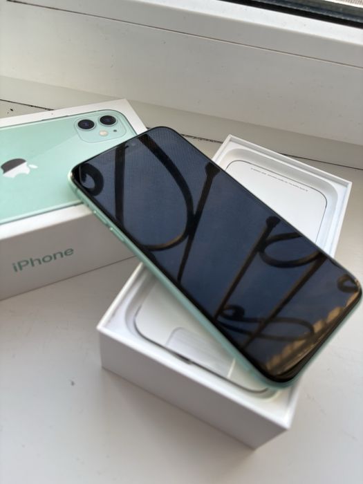 Продам Iphone 11 64 GB