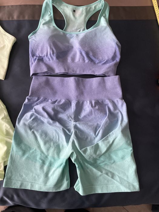 Костюм тренувальний  топ шорти L