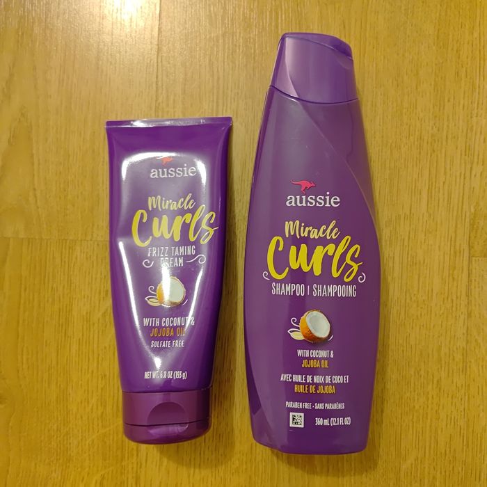 Szampon i odżywka AussieMiracle Curls do włosów kręconych