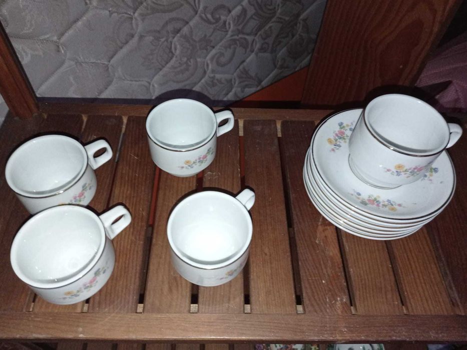 Serviço de chá em porcelana