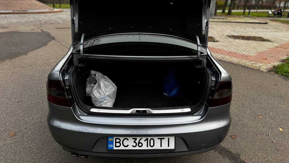 Skoda SuperB 2009 2.0 TDI AT Elegance