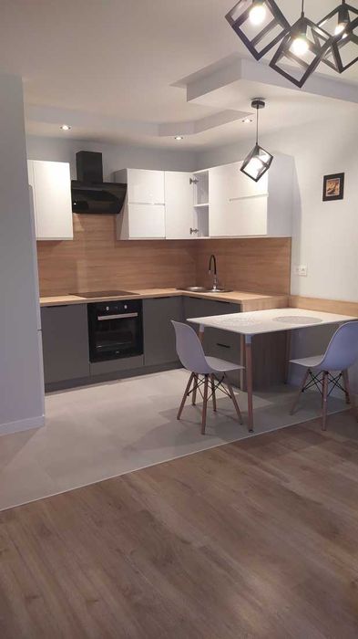 Apartament 2 pokojowy (ul. Okrzei, Dolina Silnicy), miejsce garażowe