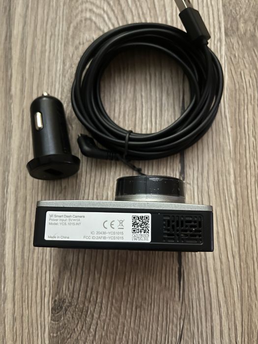 Відеореєстратор Xiaomi Yi Smart Dash Camera