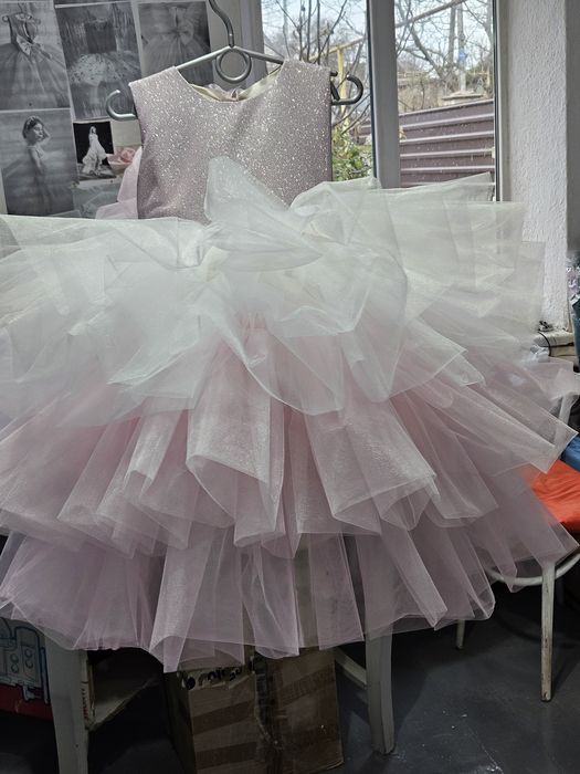 Сукня рожева фея пишна фатінова з бантом блискуча