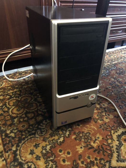 Продам пк core 2 quad q8200/4gb ram/Nvidia Geforce gt440 1gb/HDD500gb