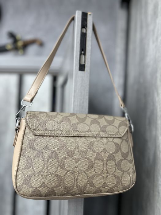 Жіноча сумка-клатч