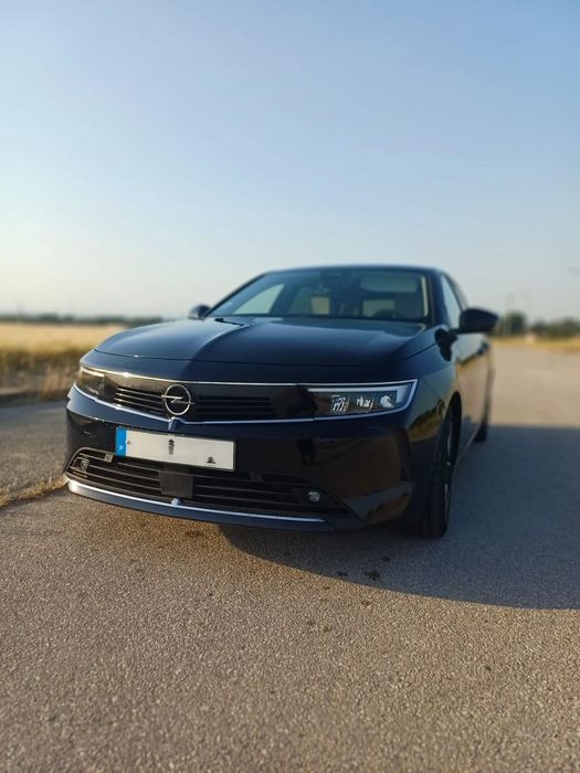 Opel Astra 1.2 T Elegance