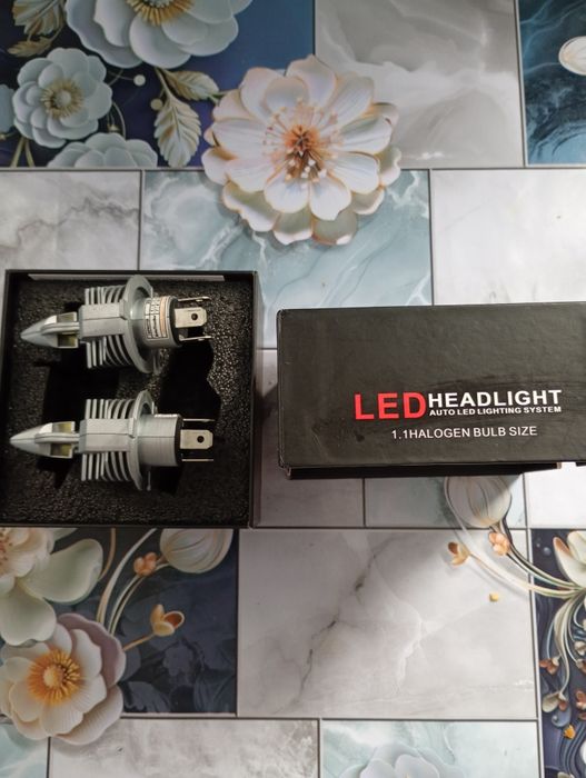LED Лампи H4 дальнього і ближнього світла