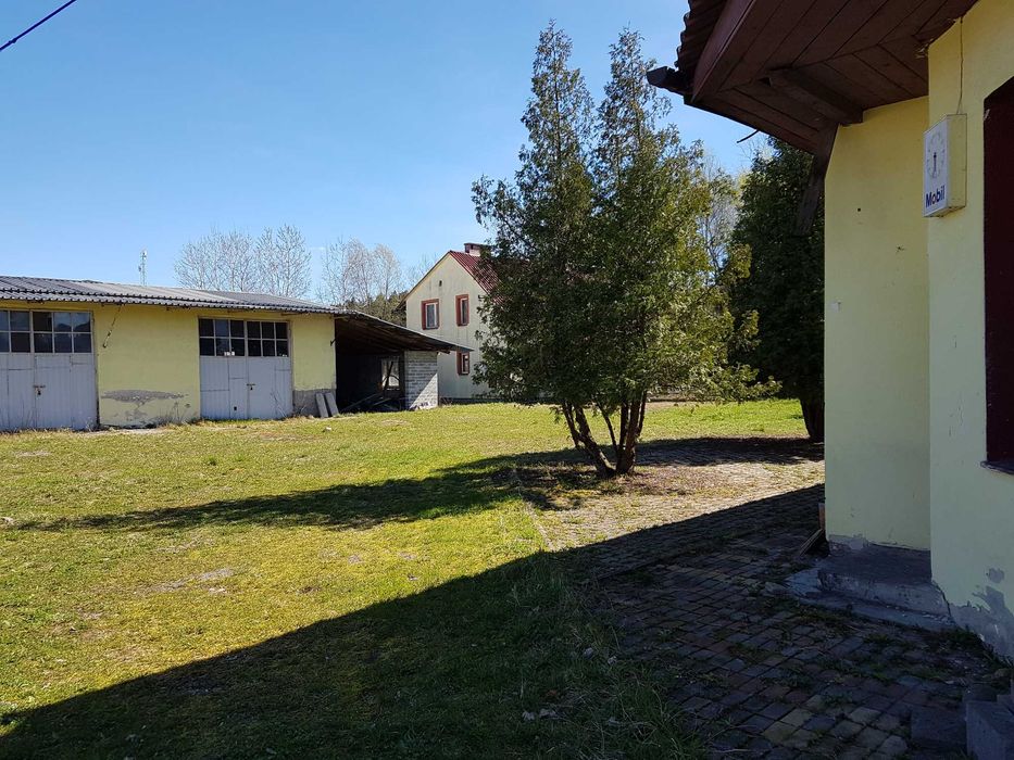 Sprzedam dom z budynkami gospodarczymi