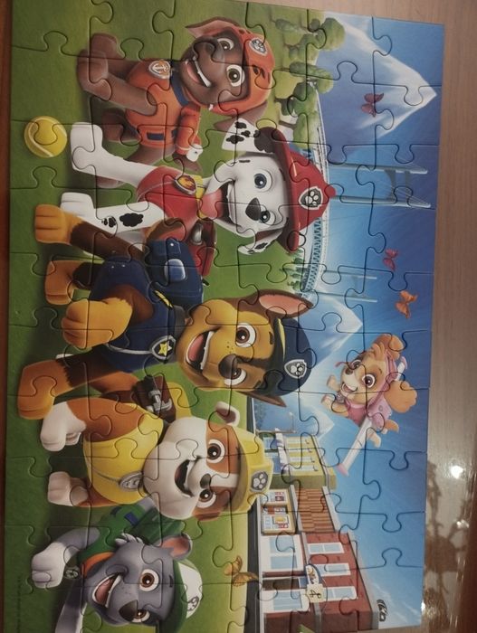Puzzle 60  Trefl