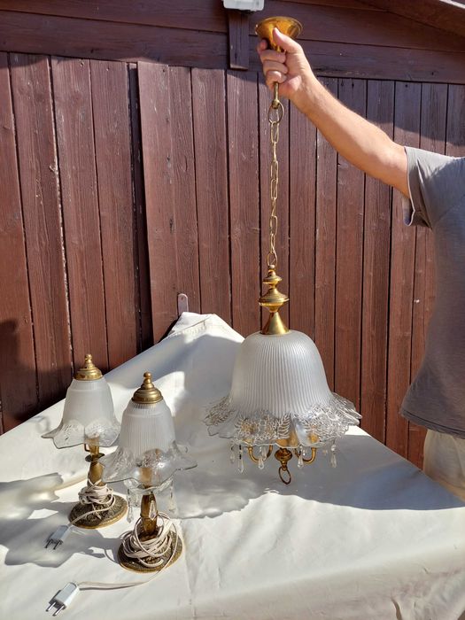 CANDEEIROS de Quarto e de Sala em bom estado