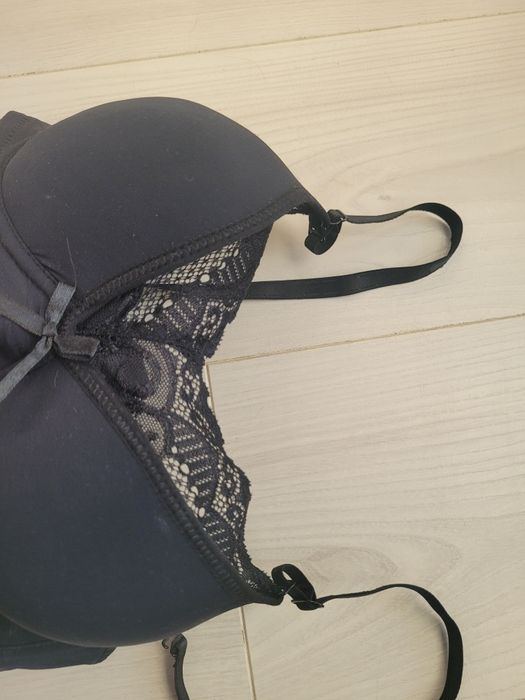 Biustonosz stanik 75c