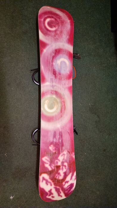 Deska snowboardowa 154 wiazania buty