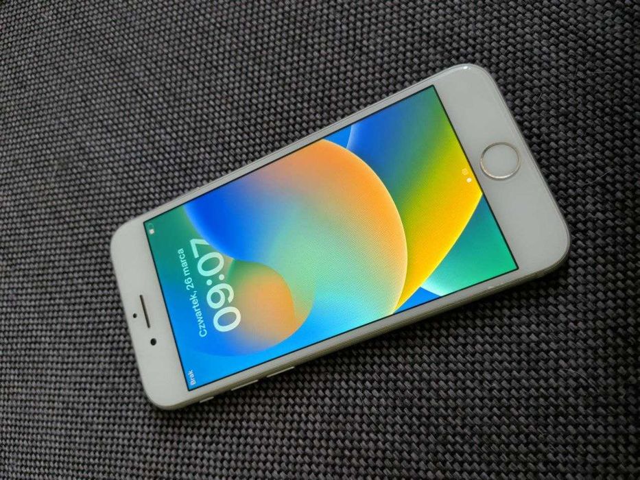IPhone 8 sprawny, dzialajacy
