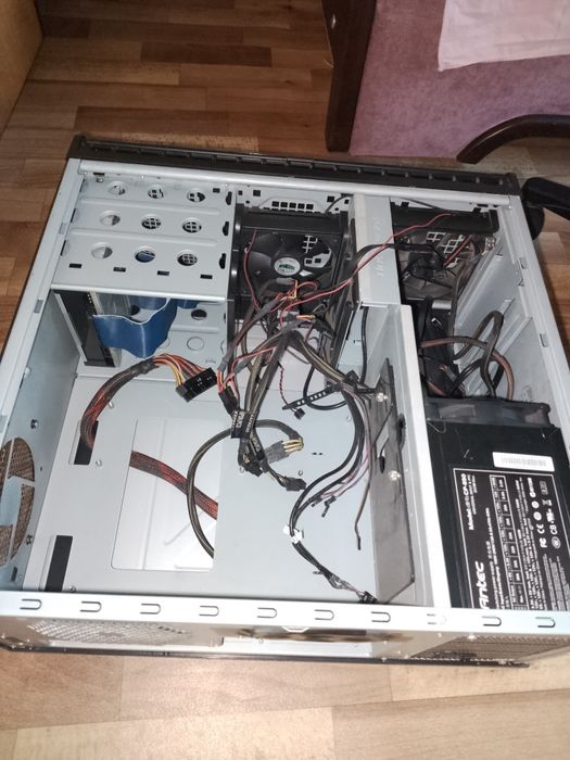 Корпус Antec P183 V3 + блок питания Antec CP-850 (850W)