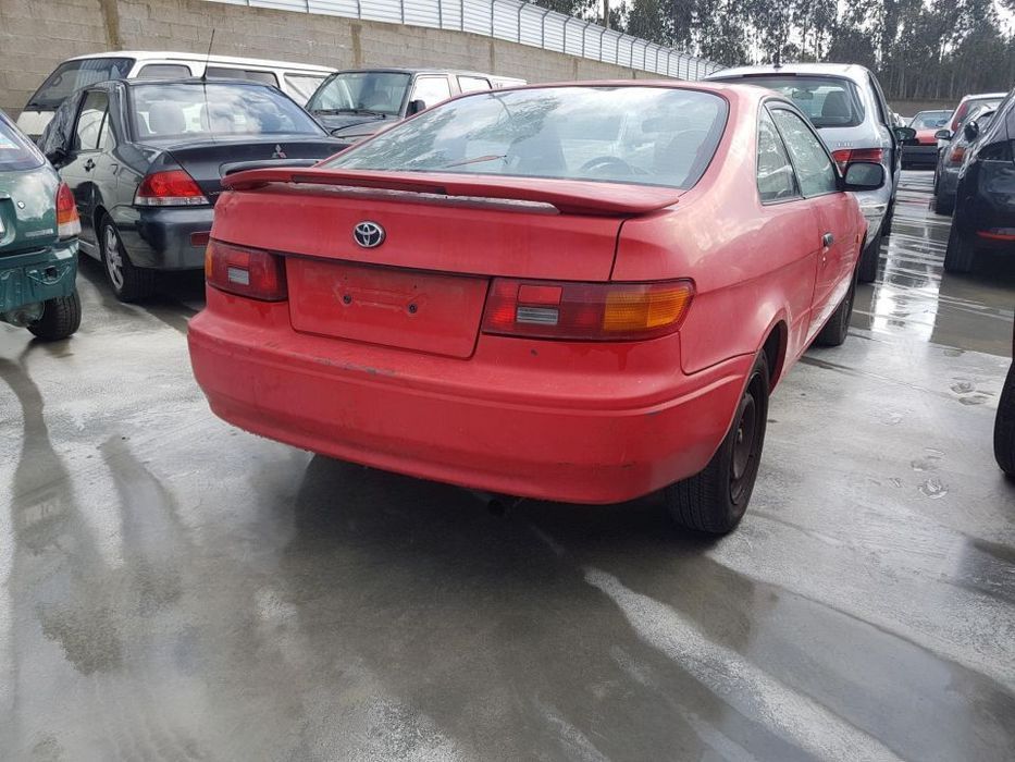 Toyota Paseo para peças
