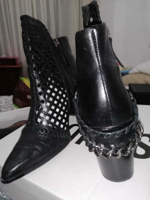 Botas Pretas SCHUTZ, Lindas