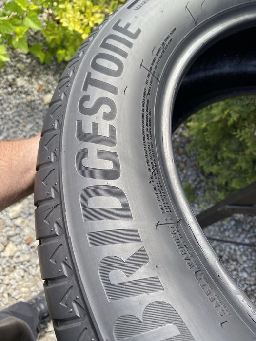 225/60/18 XL Sprzedam pare opon Bridgestone