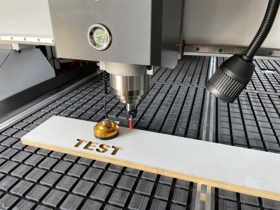 Ploter frezujący cnc frezarka cnc router 130x250x20cm. PODCIŚNIENIOWY