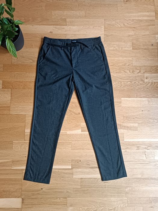 Męskie spodnie klasyczne Mario Conti