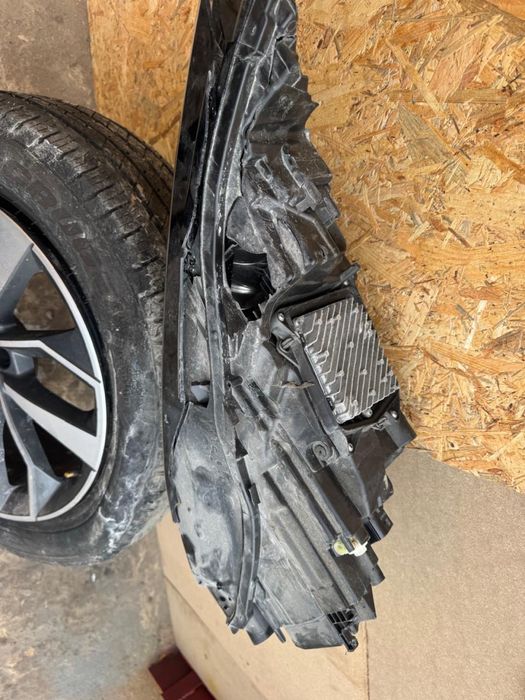 Фара audi a6 c8 ліва full led